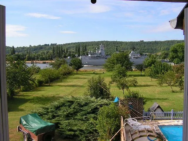 La Petite Sirene Country house Sahurs